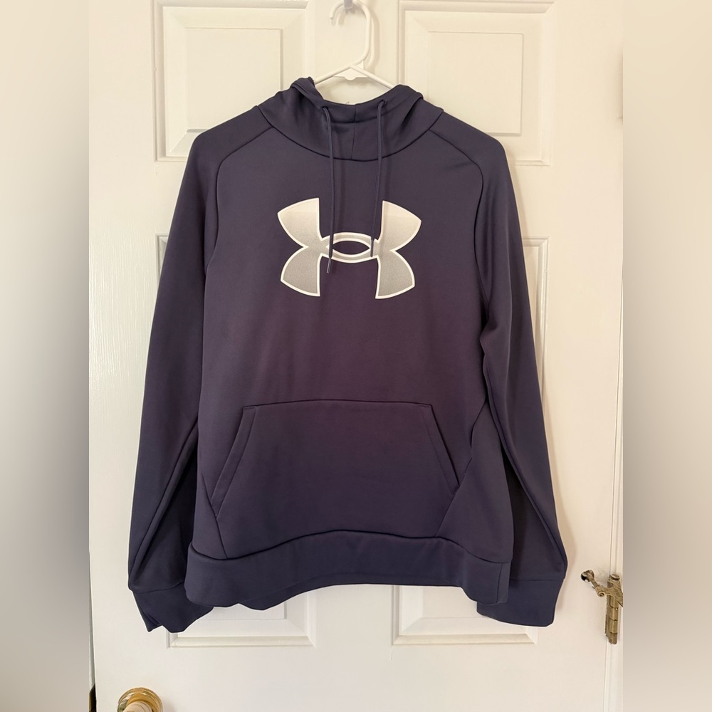 Under Armour Womens Navy Hoodie size Medium